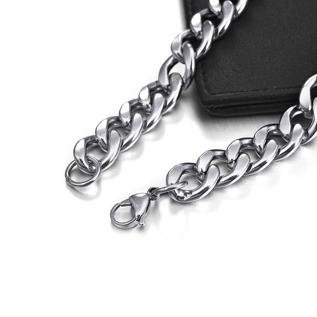 DAS KUBANISCHE ARMBAND